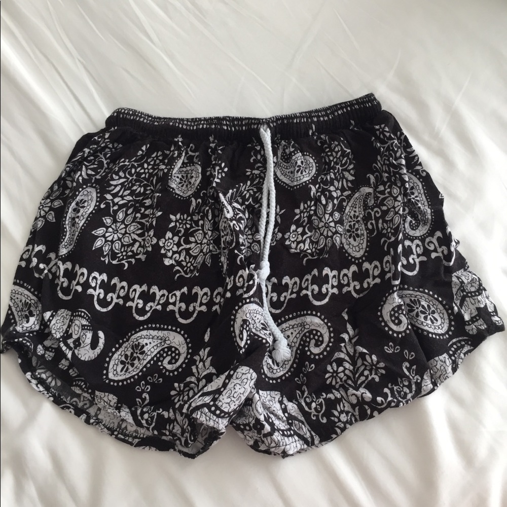 Elephant Pattern Flowy Shorts